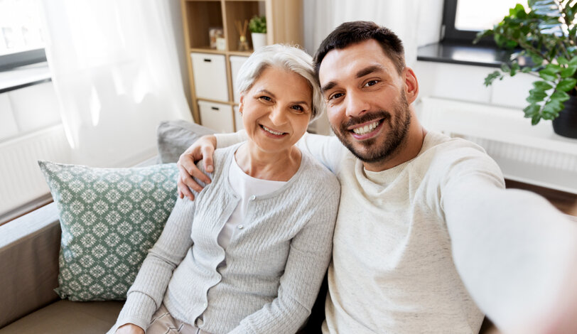 digiDEM Bayern: Online-Pflegekurs „Alzheimer & Demenz“